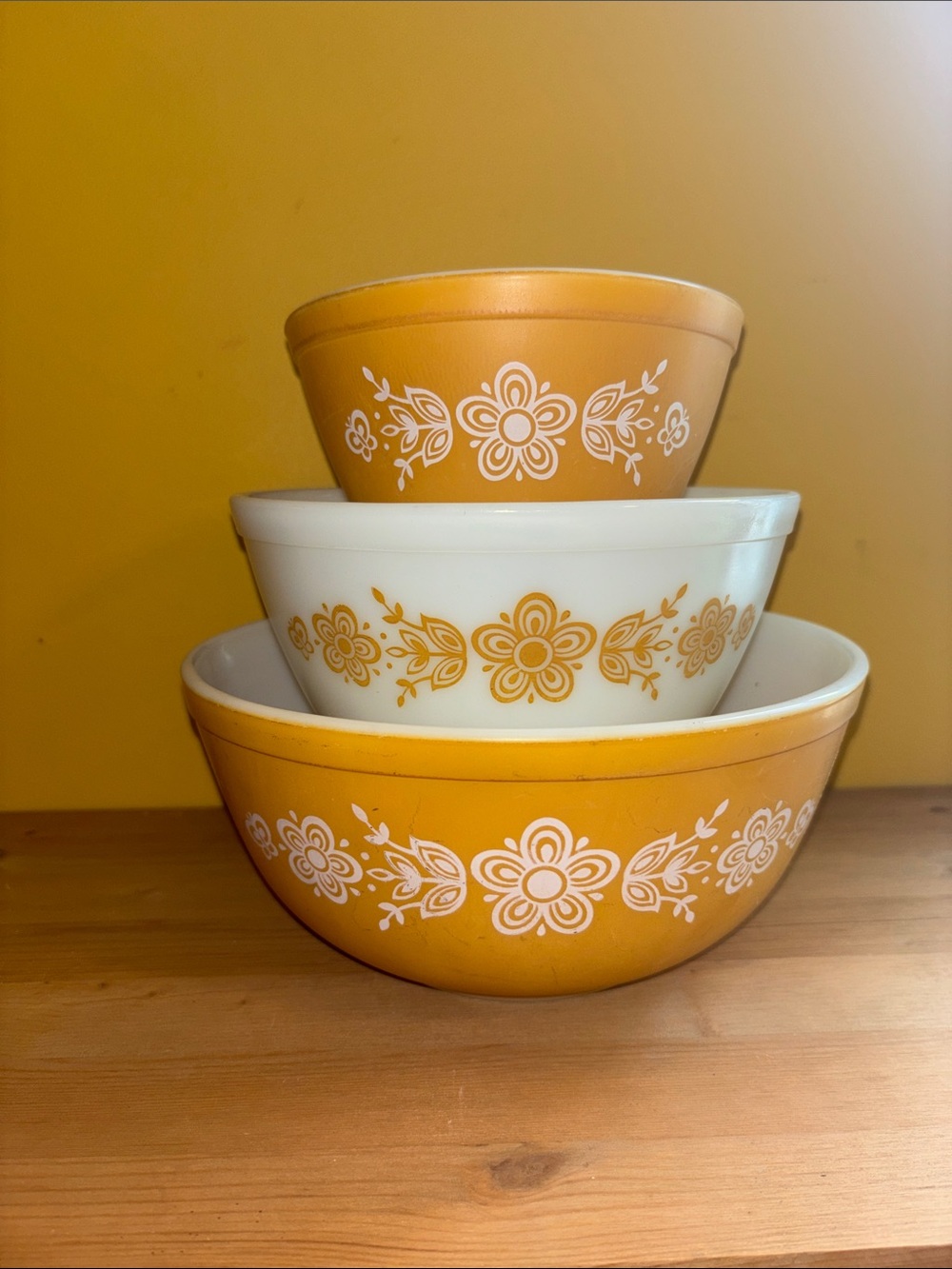 Vintage Stacking Mixing Bowls with Floral Motif - Yellow & White